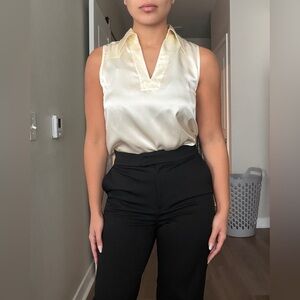 Elegant Cream Sleeveless Top new with tag